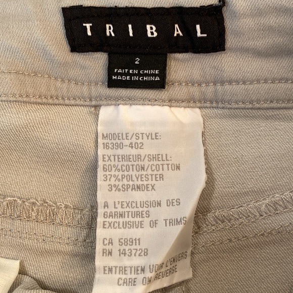Tribal - NWT favourite stretch Bermuda Shorts. Size 2 - Picture 3 of 11